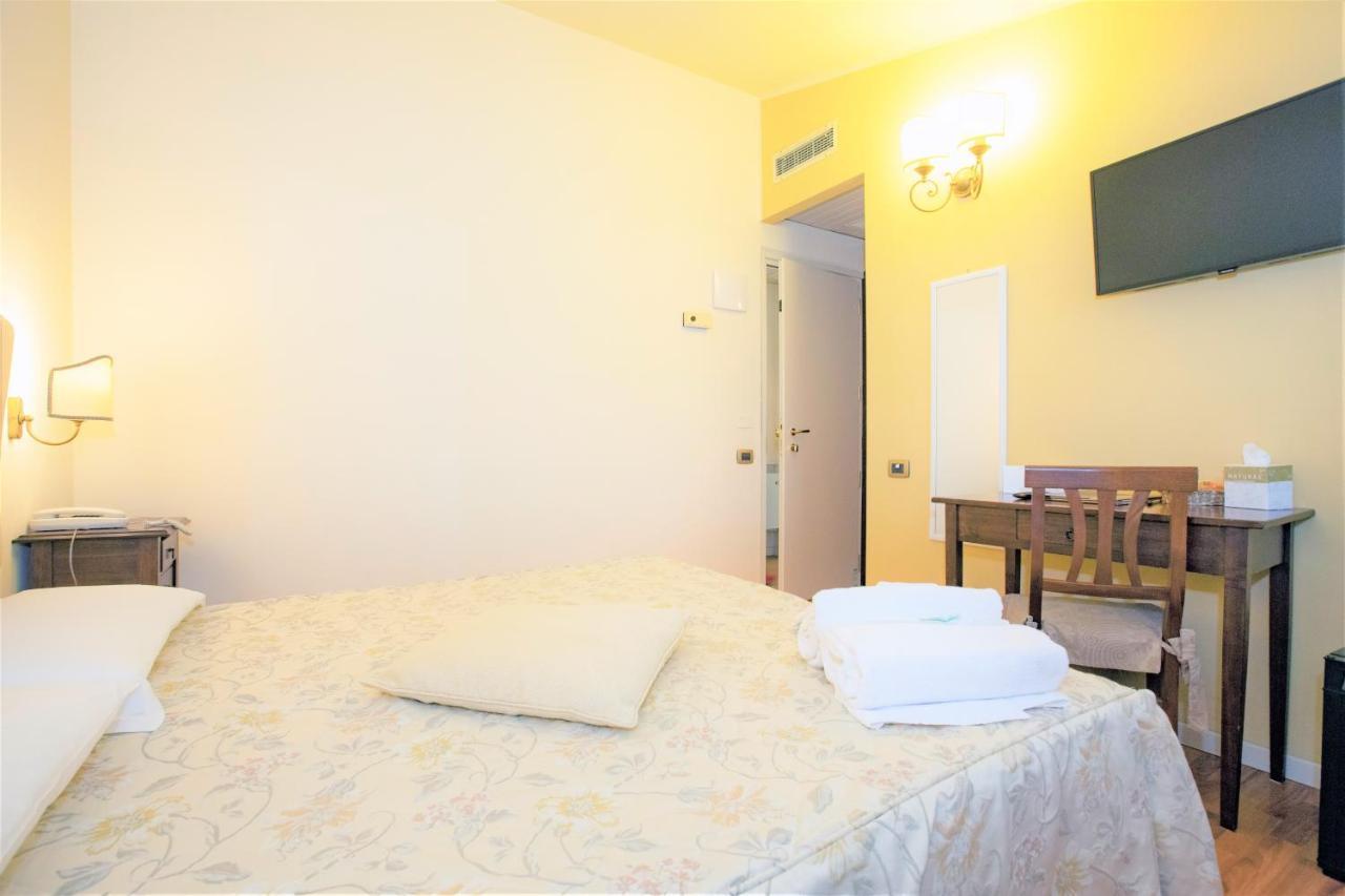Hotel Arcobaleno Siena Zewnętrze zdjęcie