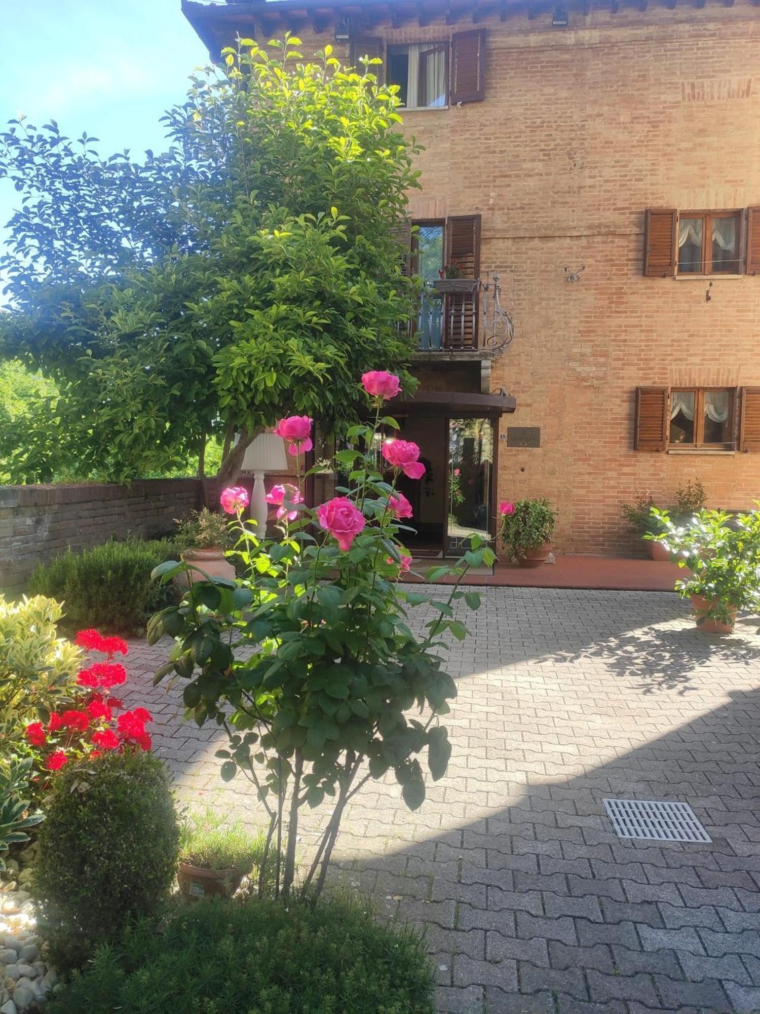 Hotel Arcobaleno Siena Zewnętrze zdjęcie